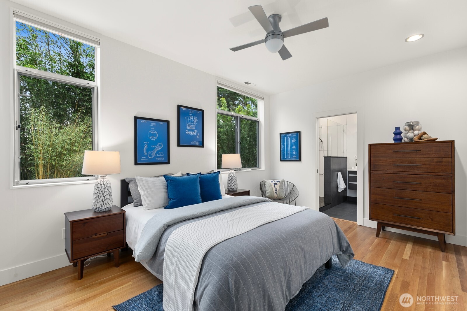 1549 Magnolia Way W Seattle WA 98199