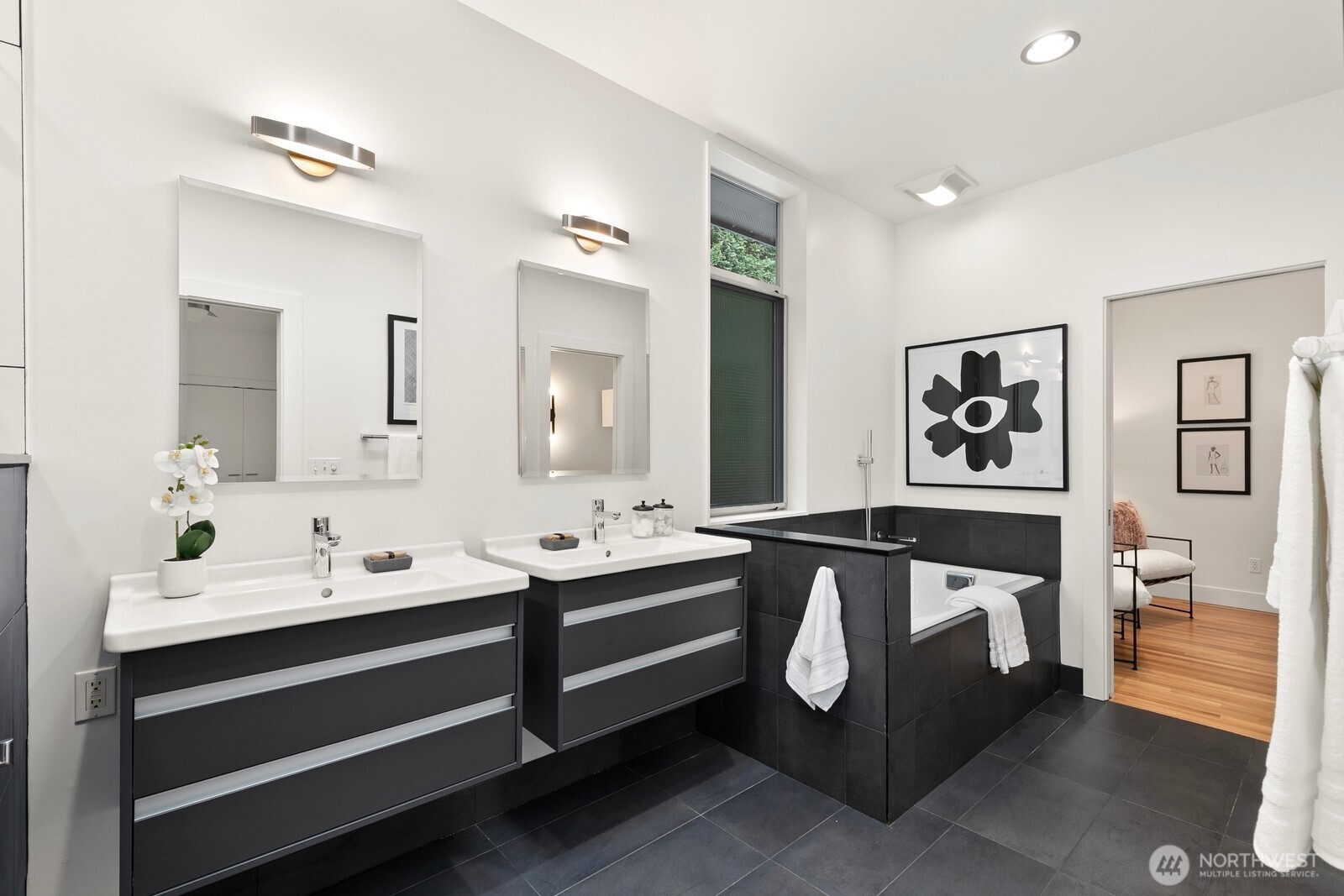 1549 Magnolia Way W Seattle WA 98199