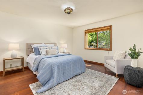 932 NW Nakata Avenue Bainbridge Island WA 98110