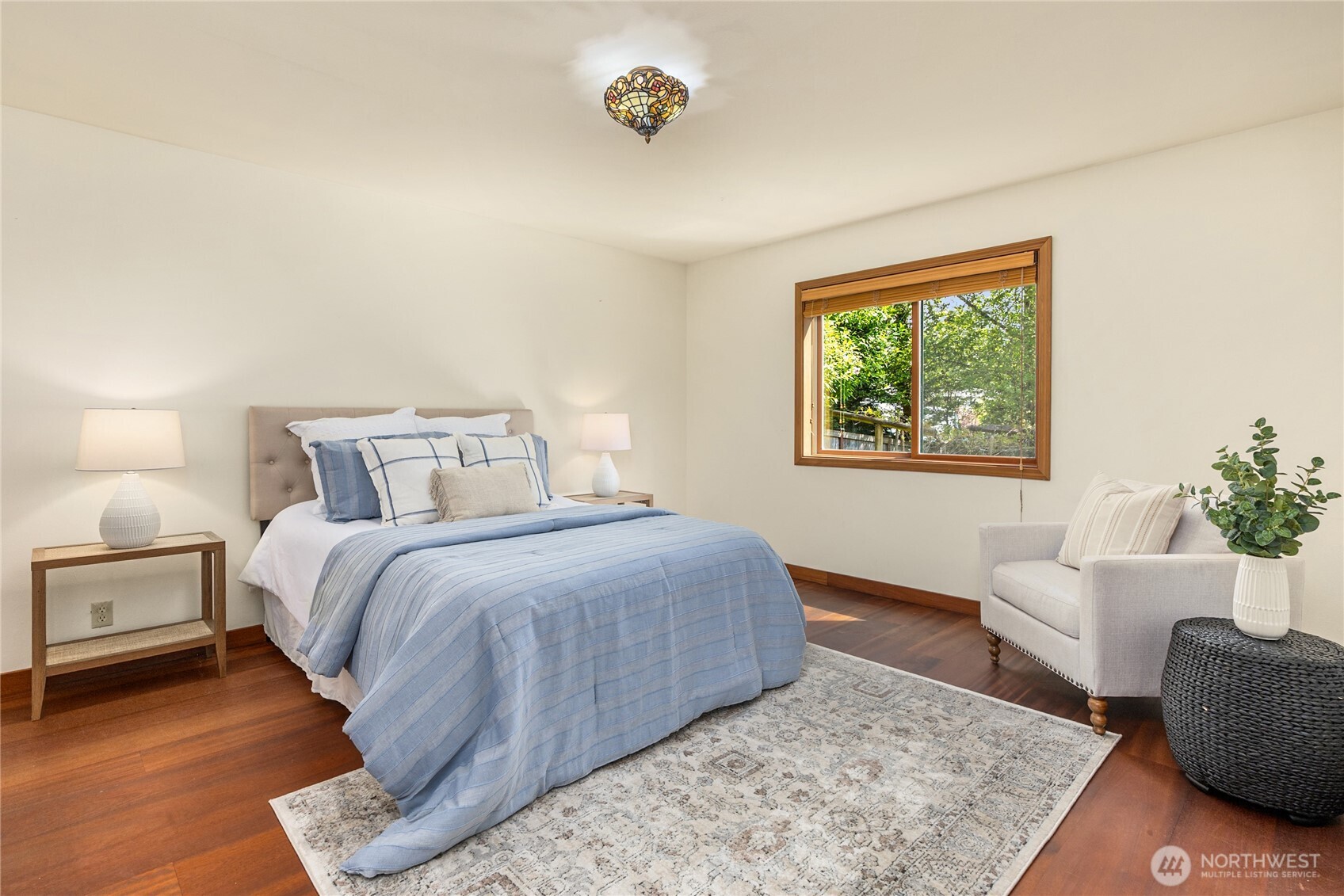 932 NW Nakata Avenue Bainbridge Island WA 98110