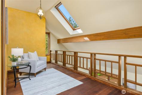 932 NW Nakata Avenue Bainbridge Island WA 98110