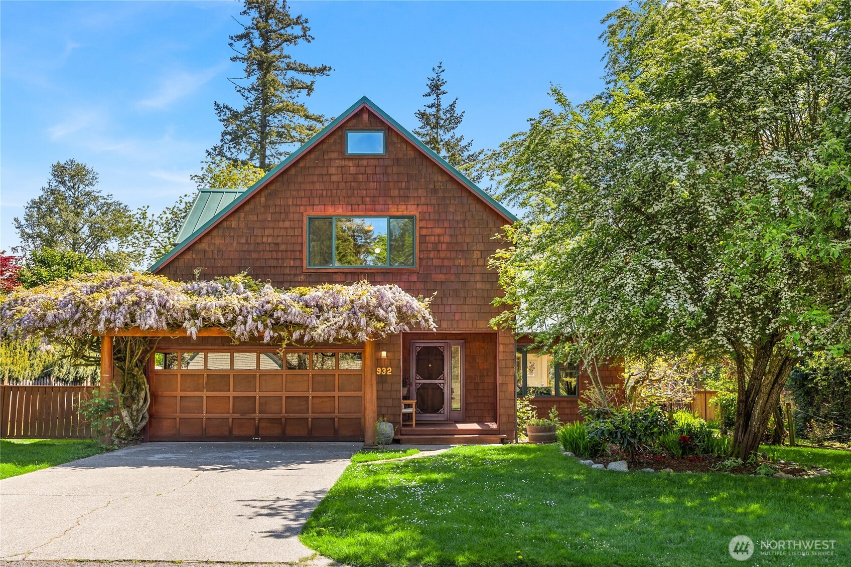932 NW Nakata Avenue Bainbridge Island WA 98110
