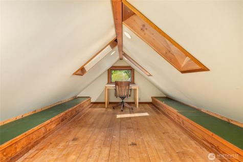 932 NW Nakata Avenue Bainbridge Island WA 98110