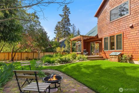 932 NW Nakata Avenue Bainbridge Island WA 98110