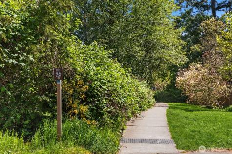 932 NW Nakata Avenue Bainbridge Island WA 98110