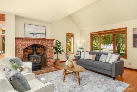 932 NW Nakata Avenue Bainbridge Island WA 98110