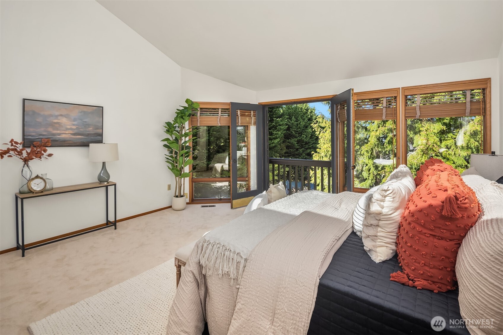 8438 N Mercer Way Mercer Island WA 98040
