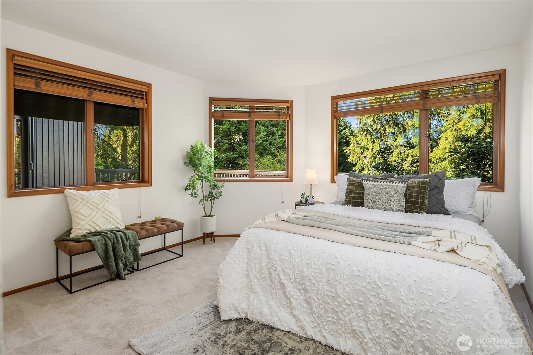 8438 N Mercer Way Mercer Island WA 98040