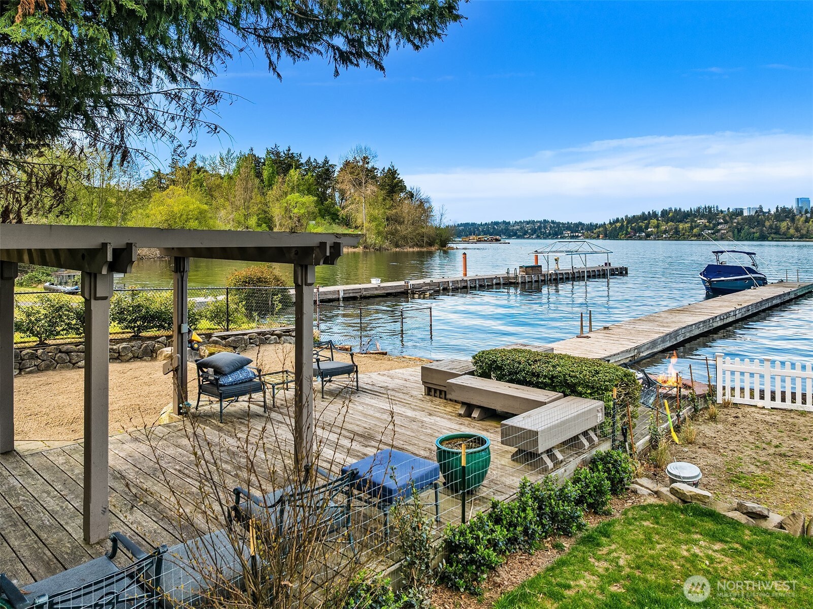 8438 N Mercer Way Mercer Island WA 98040