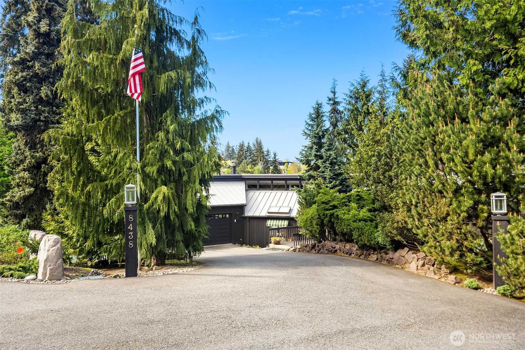 8438 N Mercer Way Mercer Island WA 98040