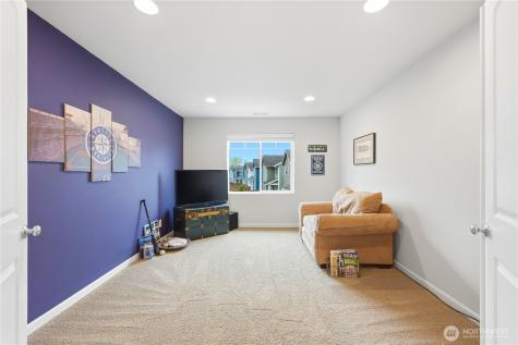 4325 30th Drive SE Everett WA 98203