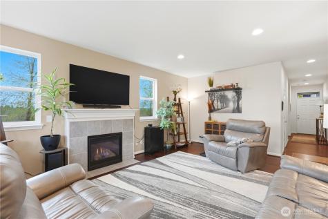 4325 30th Drive SE Everett WA 98203