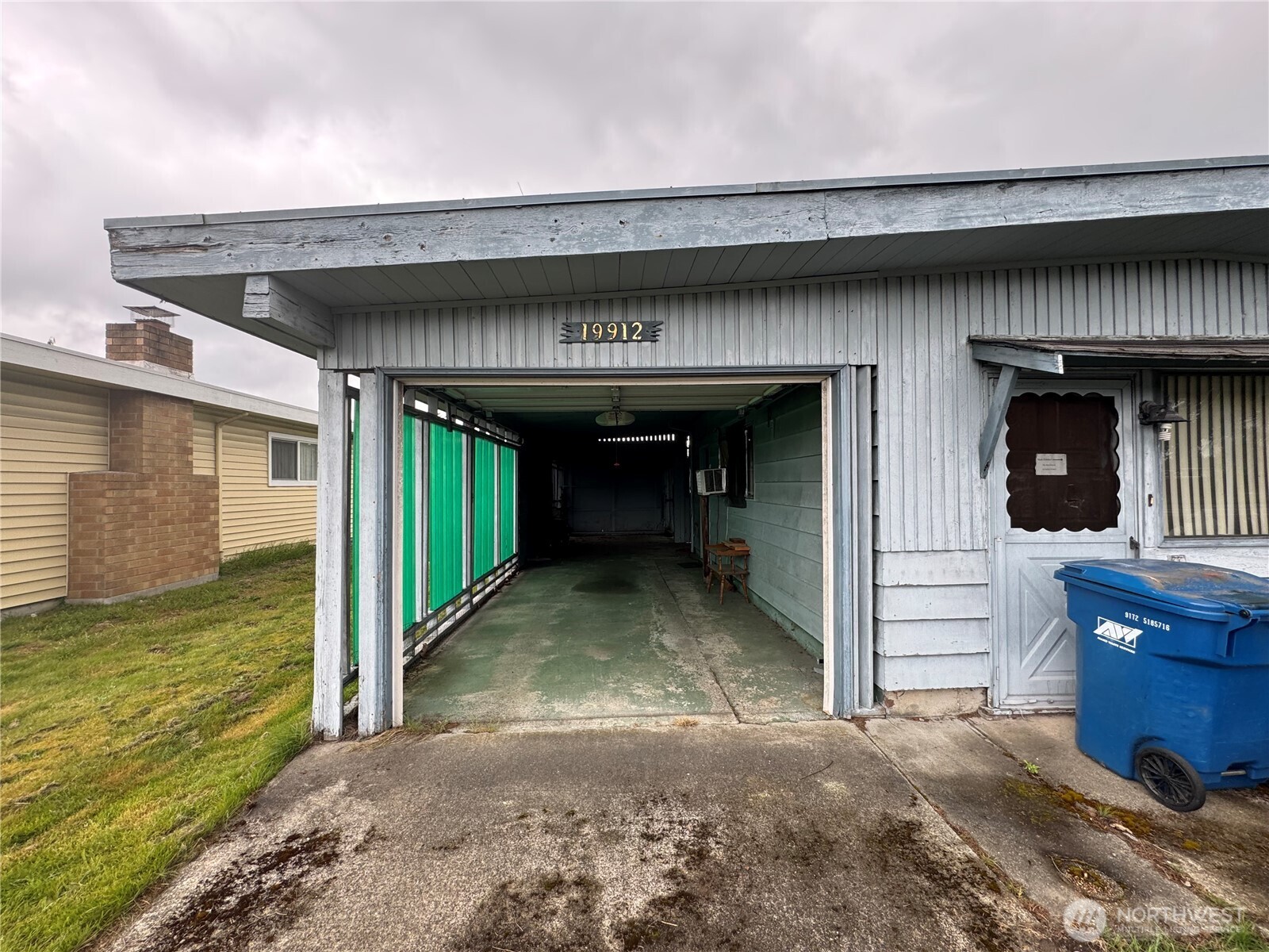 19912 108th Avenue SE Kent WA 98031