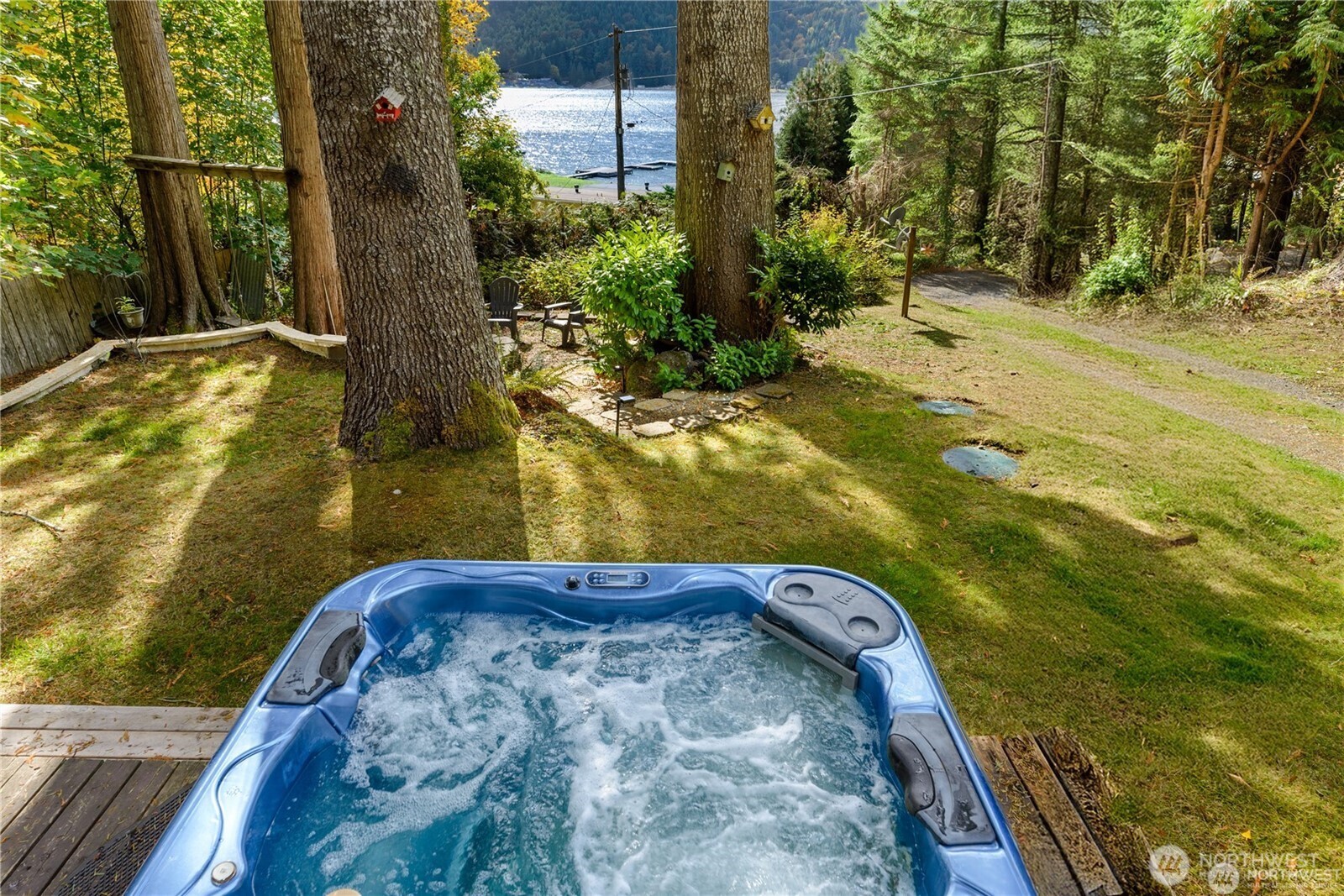 17 Thompson Point Road Port Angeles WA 98363