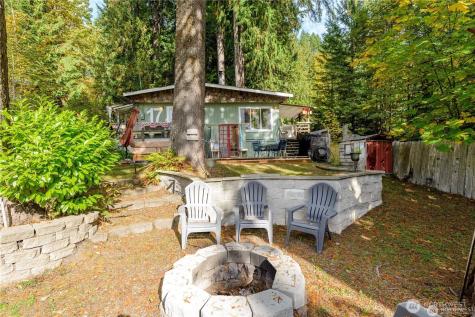 17 Thompson Point Road Port Angeles WA 98363