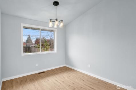 2205 65th Avenue NE Tacoma WA 98422