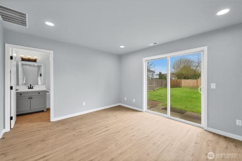 2205 65th Avenue NE Tacoma WA 98422