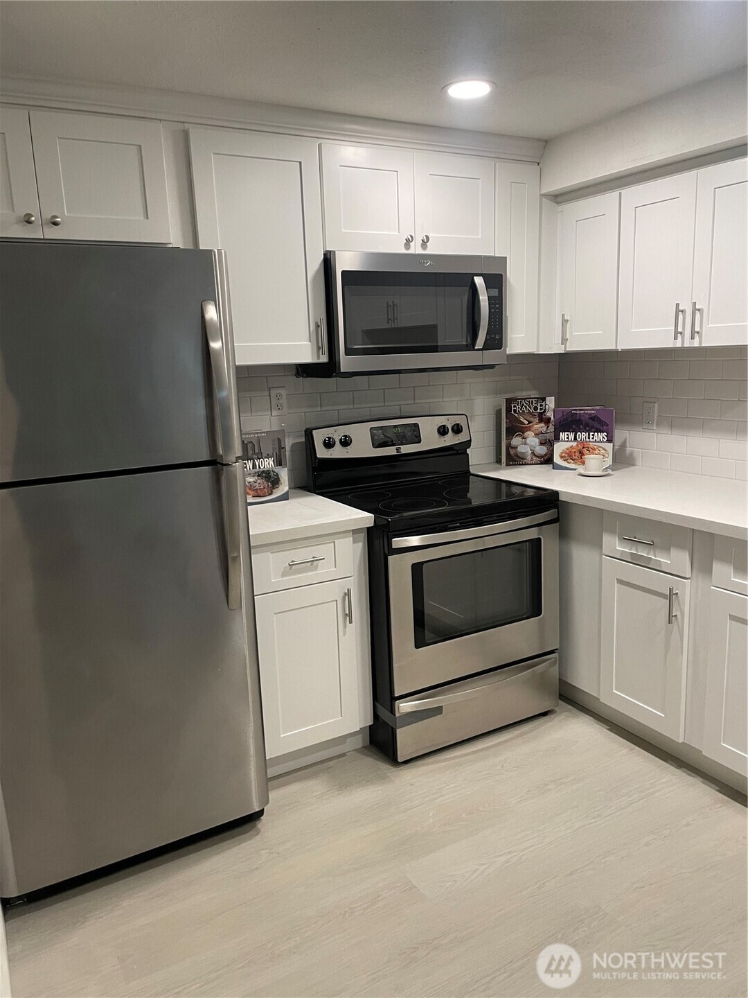 959 Hoquiam Avenue NE Renton WA 98059