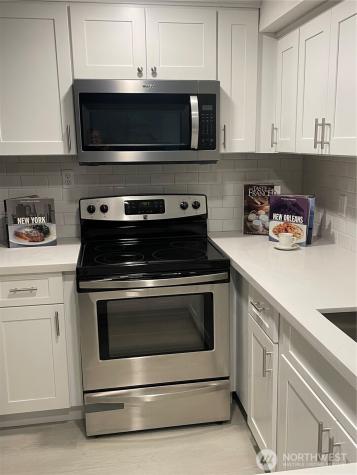 959 Hoquiam Avenue NE Renton WA 98059