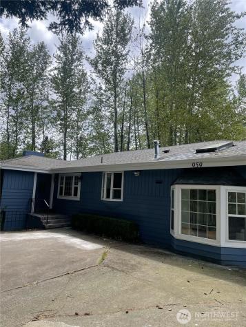 959 Hoquiam Avenue NE Renton WA 98059