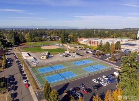 959 Hoquiam Avenue NE Renton WA 98059