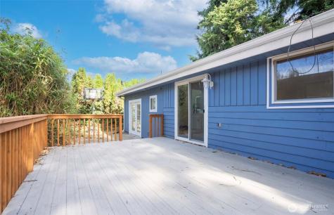 959 Hoquiam Avenue NE Renton WA 98059