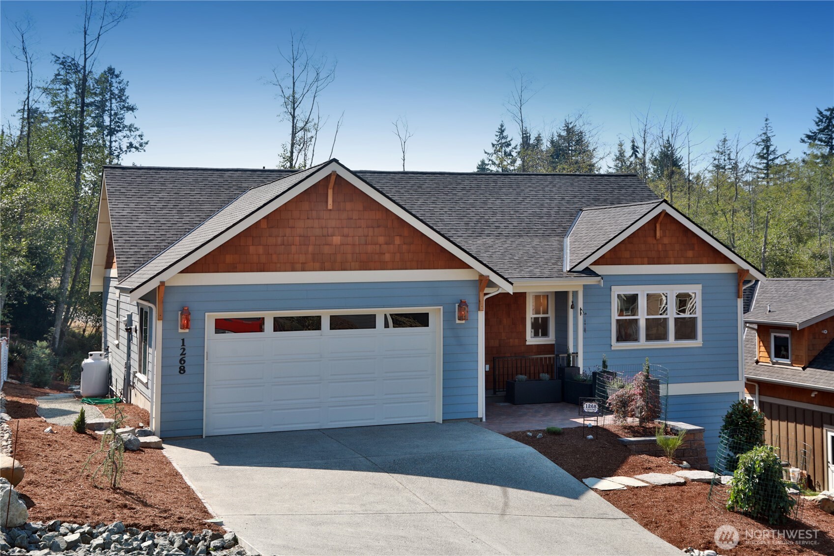 1806 Twin Oaks Lane Freeland WA 98249