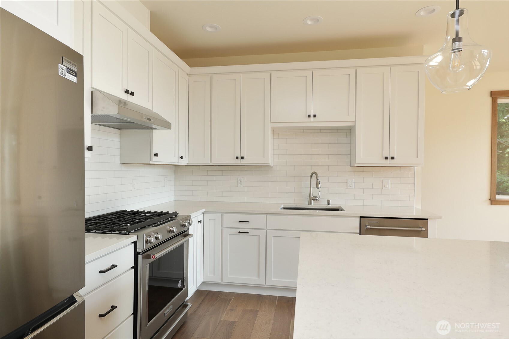 1806 Twin Oaks Lane Freeland WA 98249