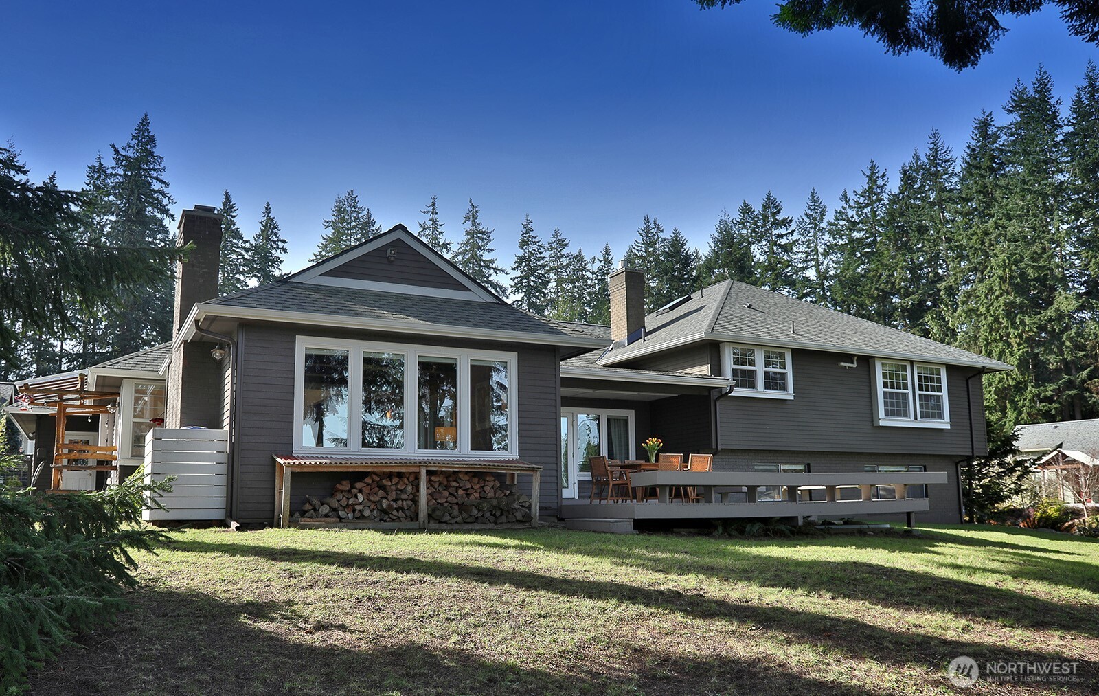 1093 Village Loop Langley WA 98260