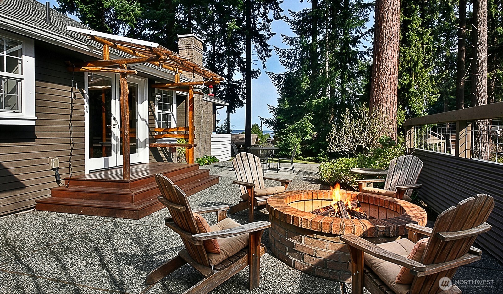 1093 Village Loop Langley WA 98260