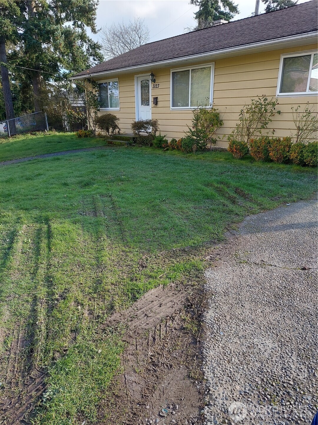3123 SW Barton Street Seattle WA 98126