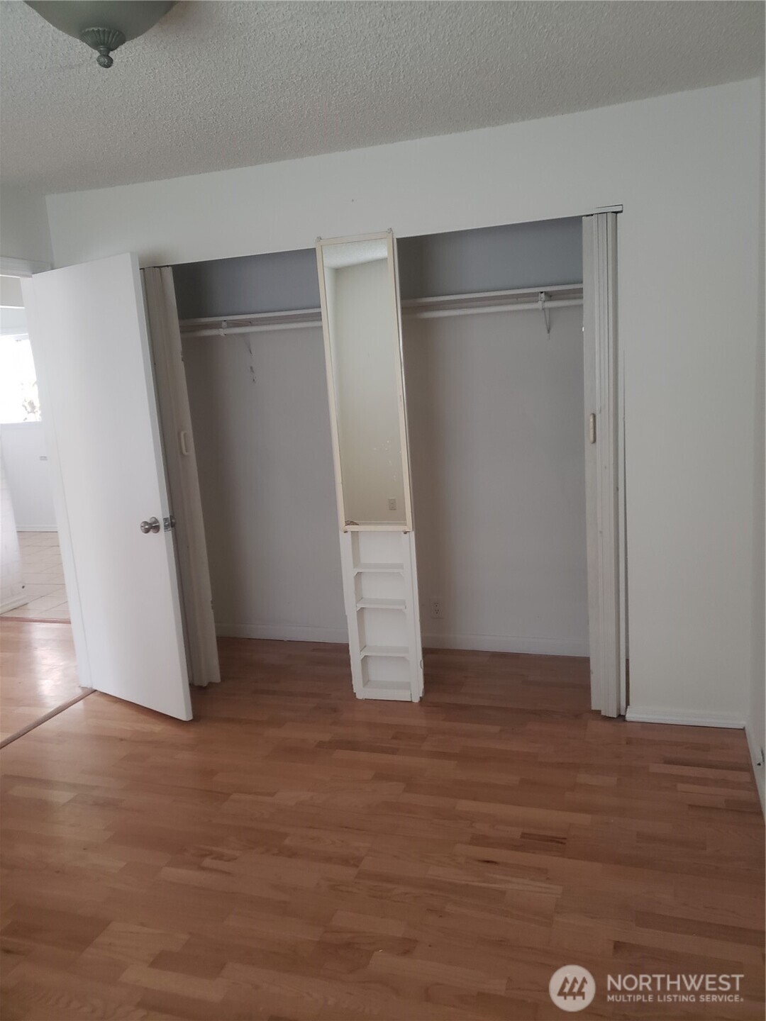 3123 SW Barton Street Seattle WA 98126