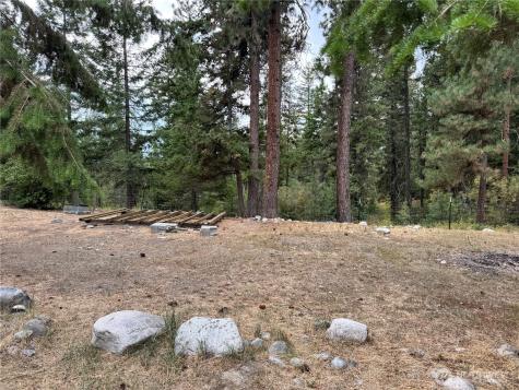 13 Rope And Saddle Lane Tonasket WA 98855