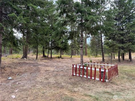 13 Rope And Saddle Lane Tonasket WA 98855