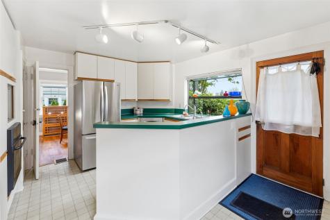 3414 N 24th Street Tacoma WA 98406