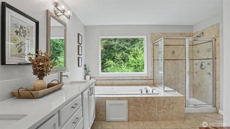 25500 SE 274th Place Maple Valley WA 98032