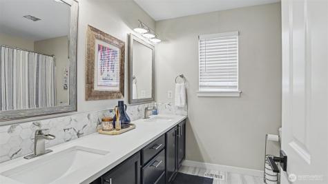 25500 SE 274th Place Maple Valley WA 98032