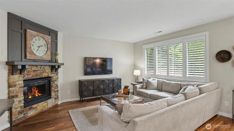 25500 SE 274th Place Maple Valley WA 98032