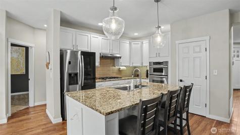 25500 SE 274th Place Maple Valley WA 98032