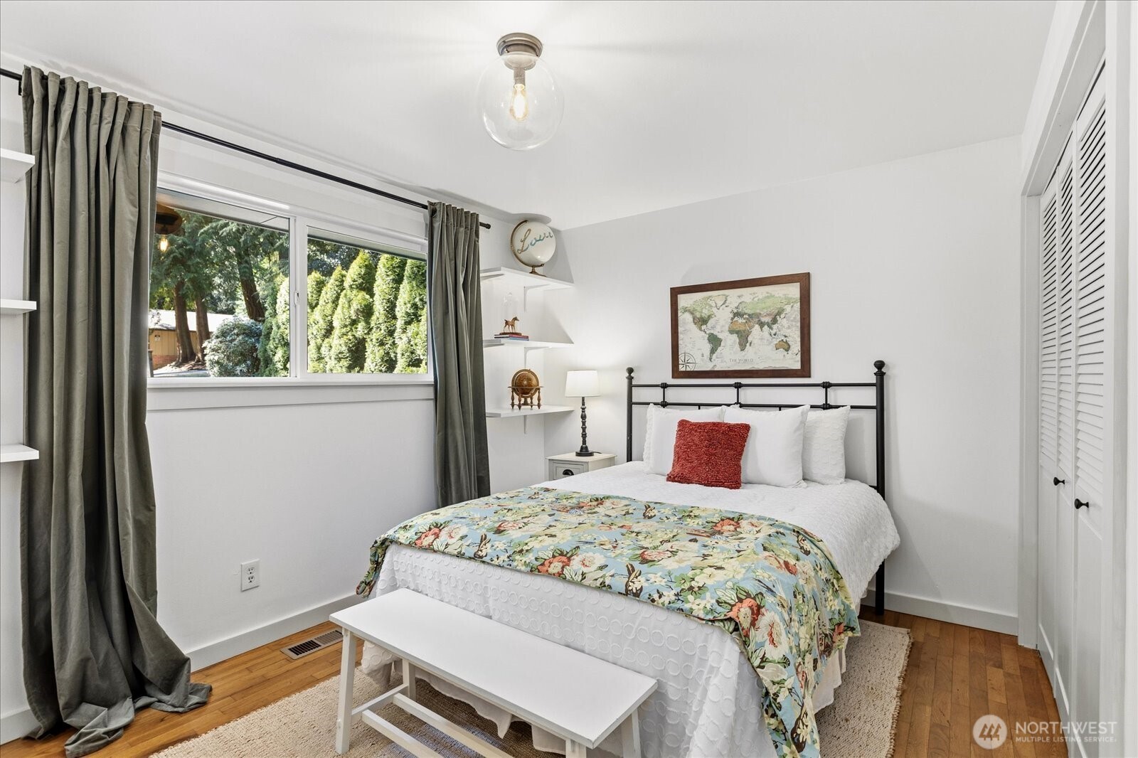 3008 NE 178th Street Lake Forest Park WA 98155