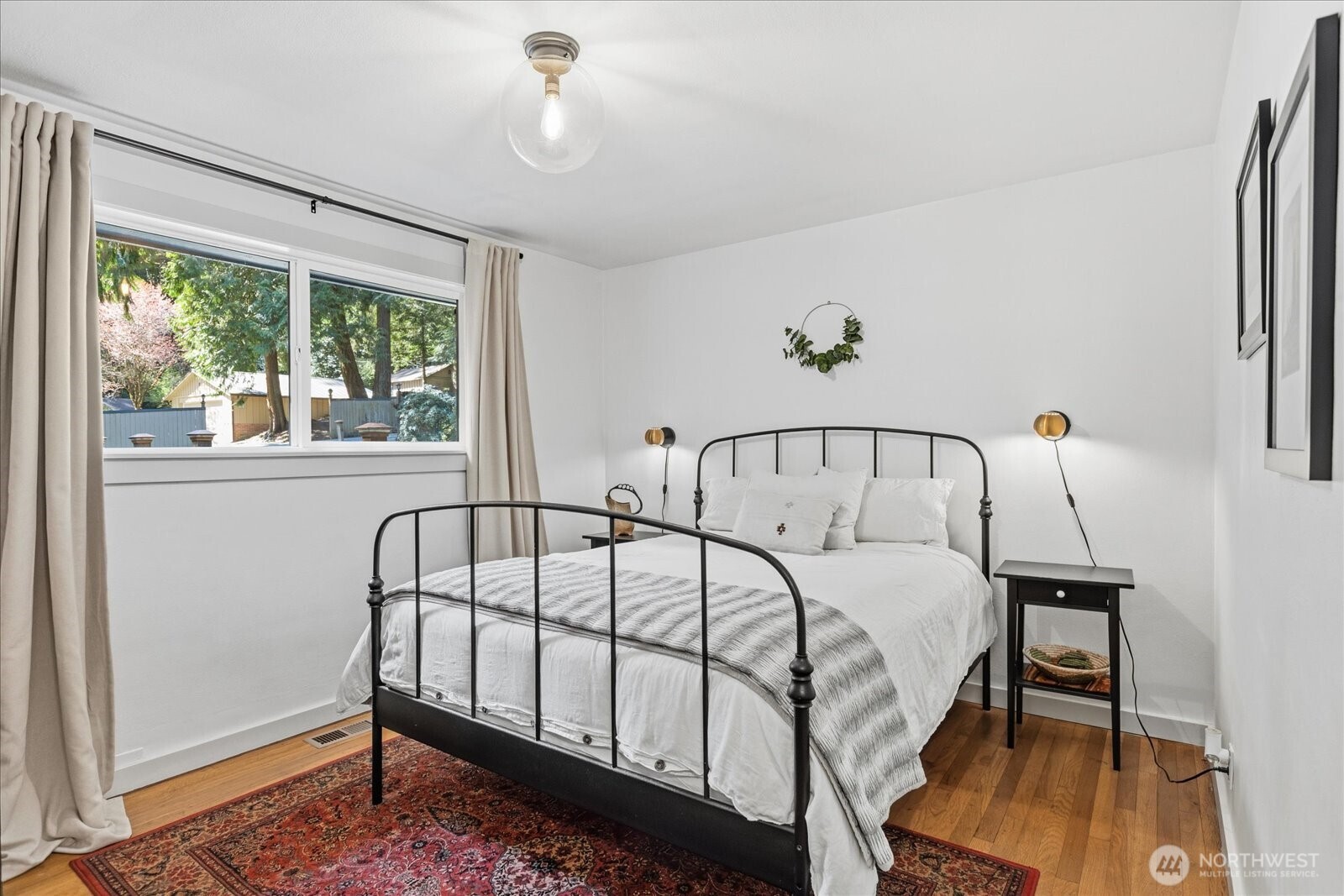 3008 NE 178th Street Lake Forest Park WA 98155