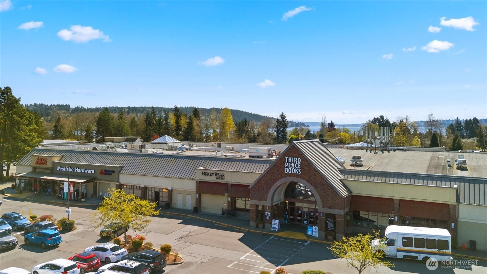 3008 NE 178th Street Lake Forest Park WA 98155