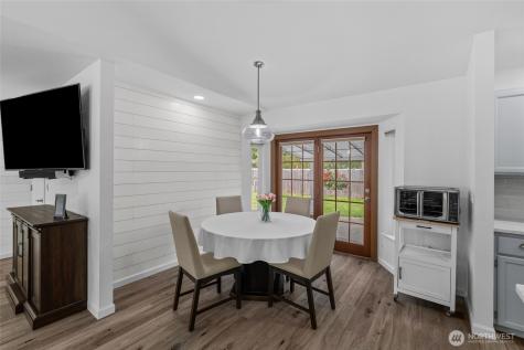 1012 Narnia Lane NW Olympia WA 98502