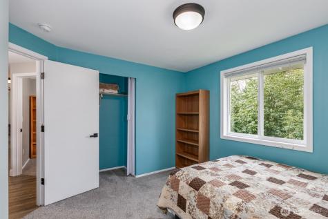 8618 74th Drive NE Marysville WA 98270