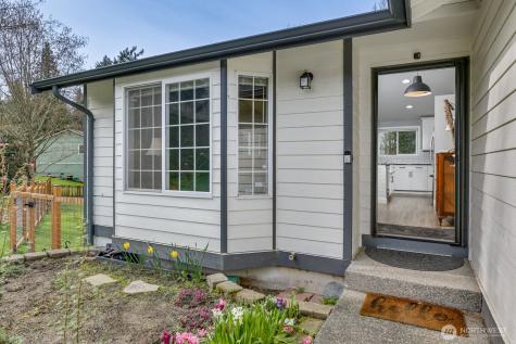 8618 74th Drive NE Marysville WA 98270