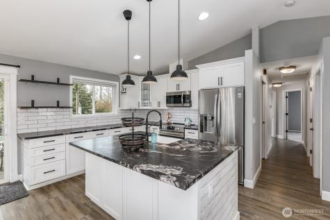 8618 74th Drive NE Marysville WA 98270