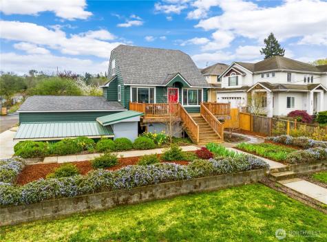 2208 Smithers Avenue S Renton WA 98055