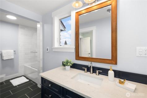 2208 Smithers Avenue S Renton WA 98055