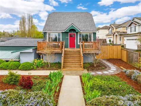 2208 Smithers Avenue S Renton WA 98055