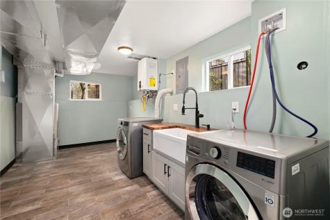 2208 Smithers Avenue S Renton WA 98055